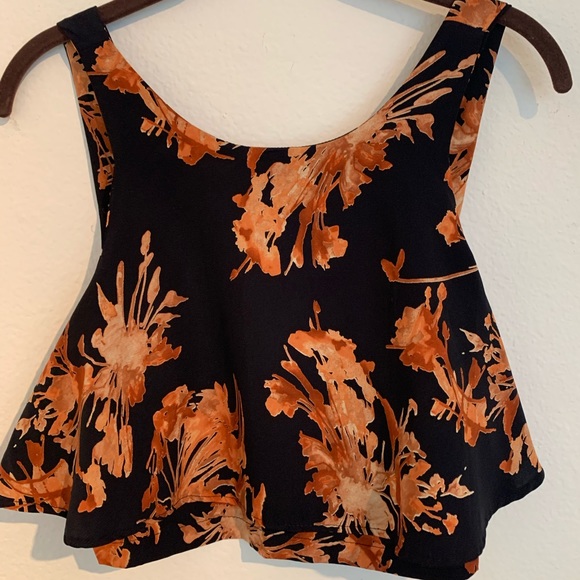 LuLu’s crop blouse M navy print zip back - Picture 2 of 9